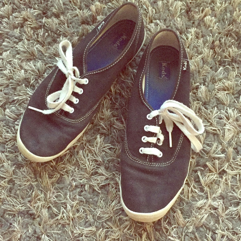 ❌ SOLD ❌ Black Keds Size 8.5